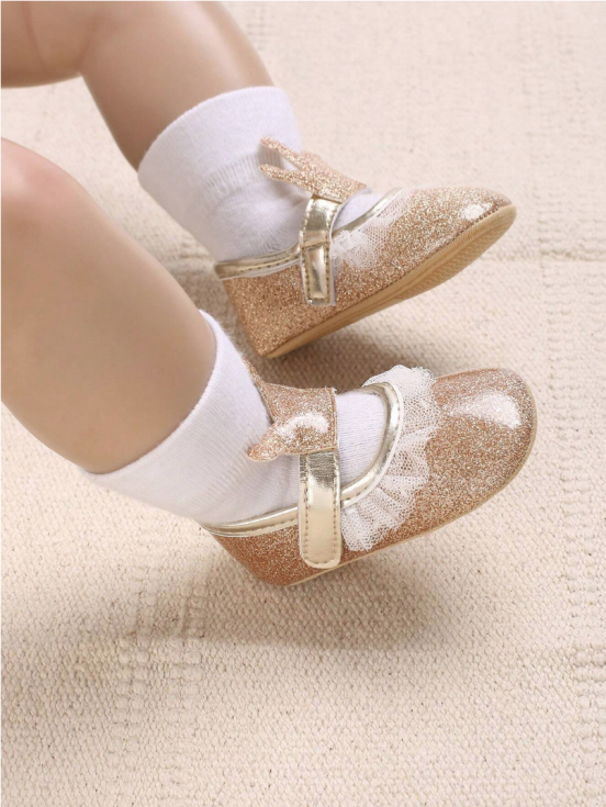 Beebikingad, Kuldne Aare, Elegantsed Kingad, Beebi, Kroonid, Kvaliteet, Mugavus, Stiil, Funktsionaalsus, E-pood